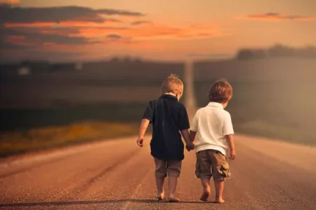 A AMIZADE ESTÁ DESAPARECENDO: ENTENDA OS MOTIVOS