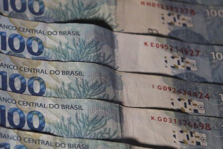 IMPOSTO DE RENDA: RECEITA PAGA NESTA SEXTA SEGUNDO LOTE DE RESTITUIÇÃO