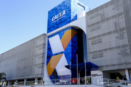 CAIXA LIBERA ABONO SALARIAL PARA NASCIDOS EM NOVEMBRO E DEZEMBRO