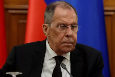 RÚSSIA SÓ RETORNARÁ AO ACORDO DE GRÃOS SE SUAS CONDIÇÕES FOREM ATENDIDAS, DIZ LAVROV AO CHEFE DA ONU
