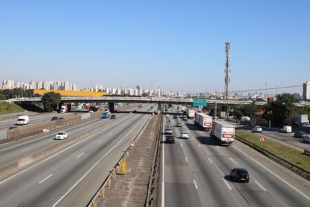 PAC PREVÊ MAIS DE 300 OBRAS EM RODOVIAS E FERROVIAS