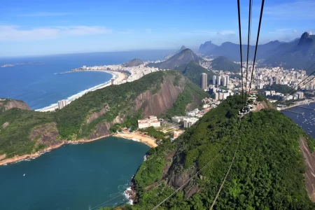 PARA 36% DOS BRASILEIROS, TIROLESA DO PÃO DE AÇÚCAR AUMENTARIA A CHANCE DE VISITAR O RIO; OBRA EMBARGADA PASSARÁ POR VISTORIA