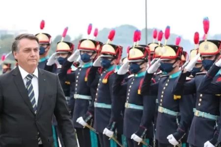 DATAFOLHA: 61% ACREDITAM QUE MILITARES SE ENVOLVERAM EM IRREGULARIDADES DURANTE GESTÃO BOLSONARO