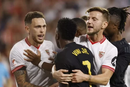 VINI JR. VOLTA A SER ALVO DE RACISMO NA ESPANHA