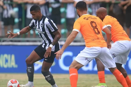 BOTAFOGO ABRE 2 A 0, MAS SOFRE EMPATE DO NOVA IGUAÇU PELO CARIOCA