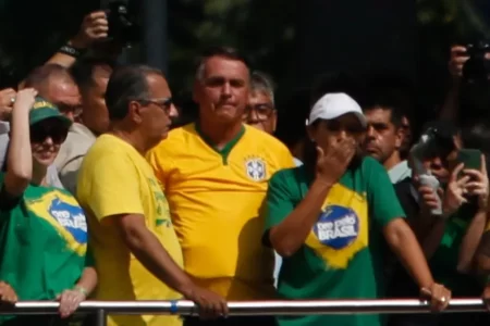 MALAFAIA DIZ QUE MANIFESTAÇÃO ERA PARA INTIMIDAR O STF E AMEAÇA EM CASO DE PRISÃO DE BOLSONARO: “O NEGÓCIO VAI FICAR FEIO”