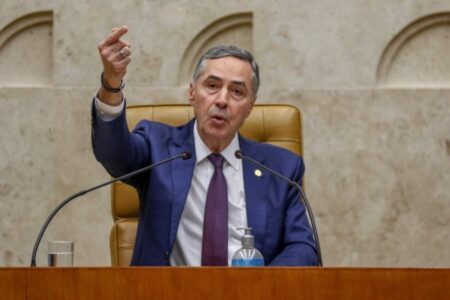 BARROSO DIZ QUE “QUALQUER EMPRESA QUE OPERE NO BRASIL ESTÁ SUJEITA À CONSTITUIÇÃO”