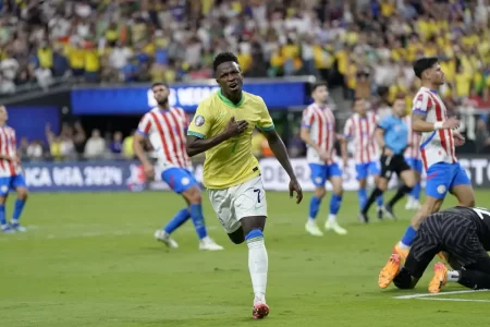 VINICIUS JÚNIOR BRILHA E BRASIL DERROTA PARAGUAI NA COPA AMÉRICA