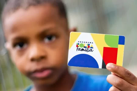 CAIXA COMEÇA A PAGAR BOLSA FAMÍLIA DE JUNHO
