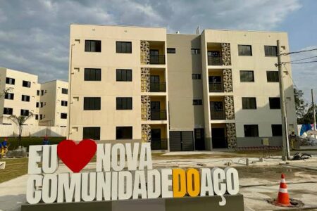 PREFEITURA INAUGURA PRIMEIROS TRÊS DOS 44 BLOCOS DE APARTAMENTOS DO MORAR CARIOCA DO AÇO, EM SANTA CRUZ
