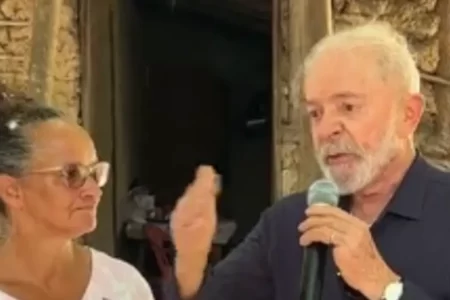 LULA ASSINA ACORDO QUE DESTINA A QUILOMBOLAS 78,1 MIL HECTARES DA BASE DE ALCÂNTARA, NO MARANHÃO
