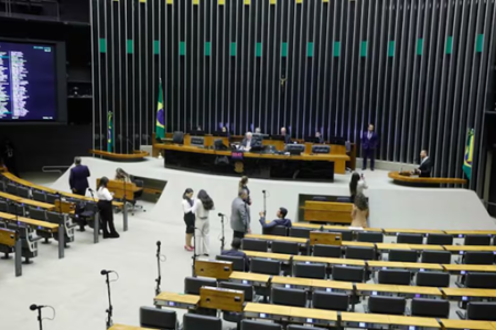 CÂMARA APROVA URGÊNCIA DE PROJETO QUE REGULA REPASSES DE EMENDAS PARLAMENTARES