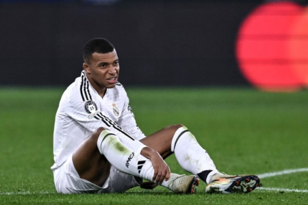 CARLO ANCELOTTI CONFIRMA PRESENÇA DE MBAPPÉ NO INTERCONTINENTAL
