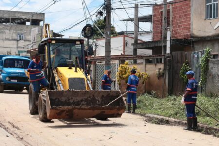 NOVA IGUAÇU CONTINUA AÇÕES DE RECUPERAÇÃO NOS BAIRROS AFETADOS PELAS CHUVAS