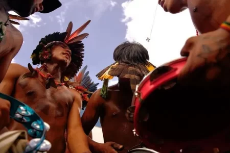 GOVERNO REVOGA LEI QUE AMEAÇAVA ENSINO PRESENCIAL EM COMUNIDADES INDÍGENAS DO PARÁ