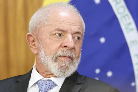 LULA CRITICA FALTA DE PLANEJAMENTO ORÇAMENTÁRIO PARA PATRIMÔNIOS